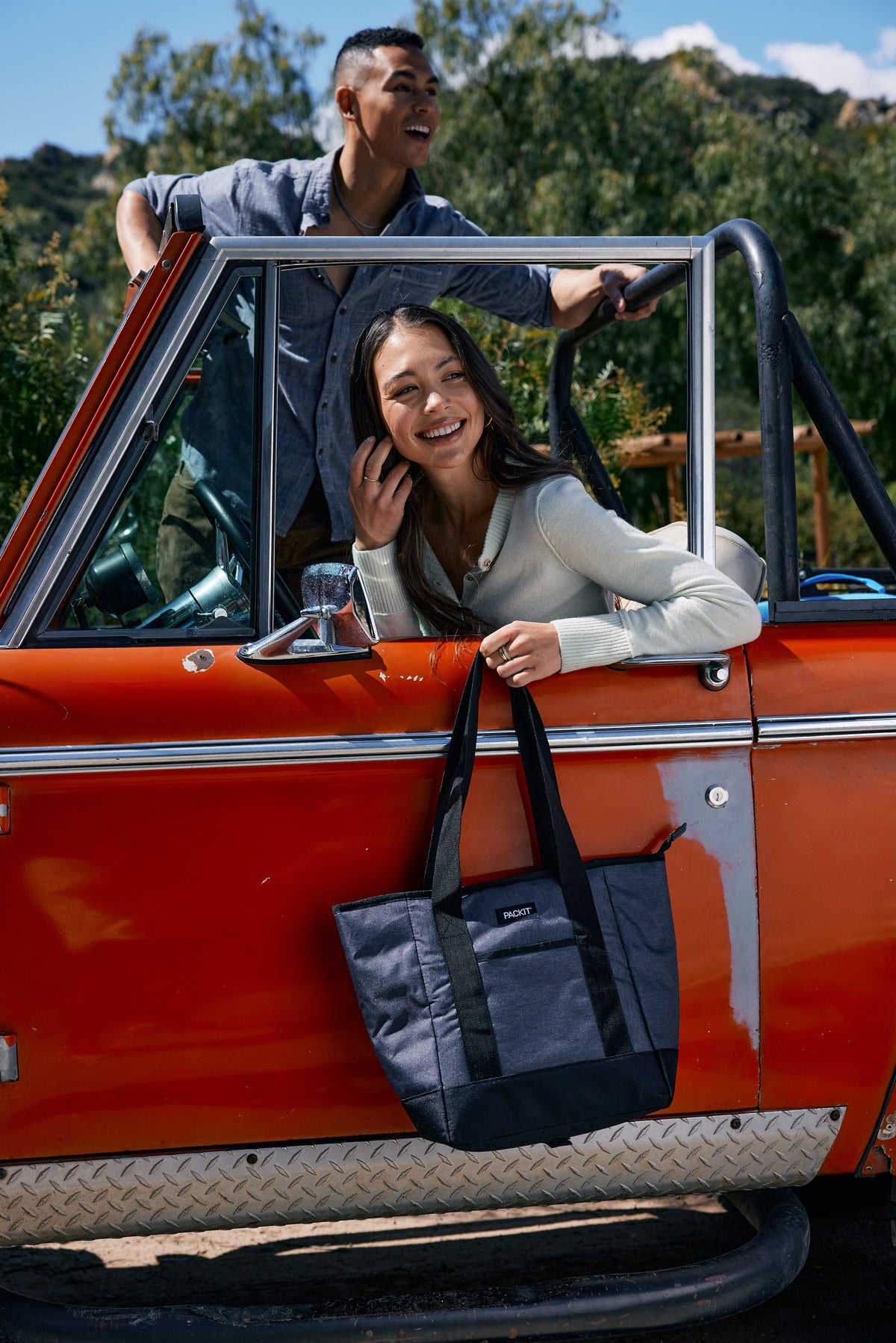 freezable-12-can-tote-cooler-f2 12-CanToteCooler-00133.jpg