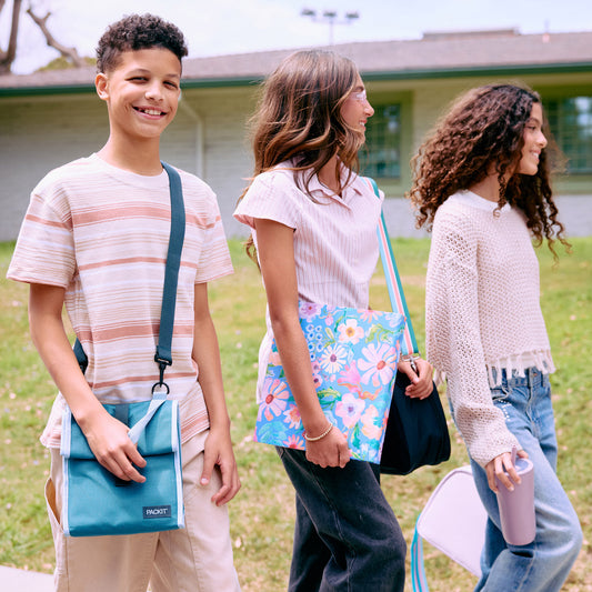 freezable-houston-lunch-bag-x5 freezable-houston-lunch-bag-agave-lifestyle-walking-to-school.jpg